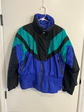 Women’s size Large Vintage Edelweiss Snow Jacket